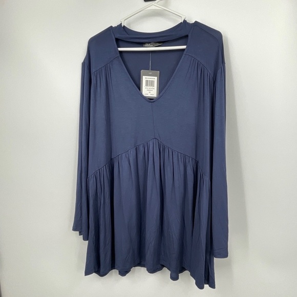 89th & Madison Shibori Blue caged v neck stretch long  sleeve top 2X - Picture 1 of 7